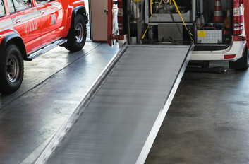 Rigid loading bridge | © MUNK GmbH