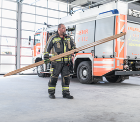 Folding ladder wood DIN EN 1147 | © MUNK GmbH