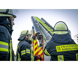 3-section rope ladder with supports DIN EN 1147 photoluminescent | © MUNK GmbH