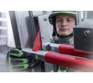  Seilzugleiter 3-teilig mit Stützen DIN EN 1147  | © MUNK GmbH