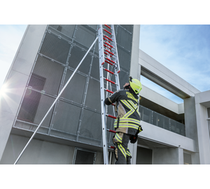  Seilzugleiter 3-teilig mit Stützen DIN EN 1147  | © MUNK GmbH