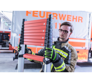 Teleskopleiter Rescue Line rot DIN EN 1147  | © MUNK GmbH
