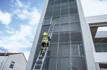 2-section rope-extension ladder ÖNORM F4047 | © MUNK GmbH