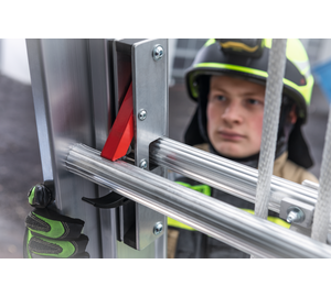 Seilzugleiter 3-teilig  mit Stützen | © MUNK GmbH