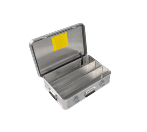 Case with "tool set metal 1" lettering | © MUNK GmbH