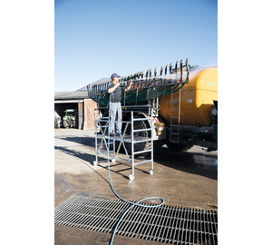 Klappgerüst 0,75x1,80 m, türeng., PF-Höhe 0,99 m | © MUNK GmbH