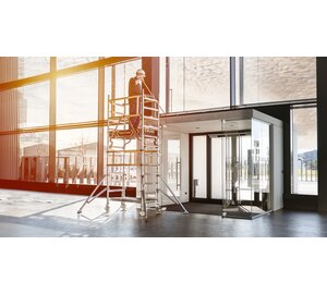 FlexxTower mit vorlaufendem Geländer | © MUNK GmbH