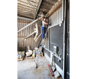 Stufen-Anlegeleiter m. Std.-Traverse, 14 Stufen | © MUNK GmbH