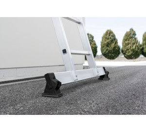 nivello-Traverse an Anlegeleiter Anwendung | © MUNK GmbH