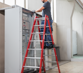 2-sided ladd.w.2-sided acc. RFG/alu 2x8 st. | © MUNK GmbH