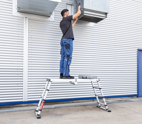 Telesteps telescopic working platform, app. | © MUNK GmbH