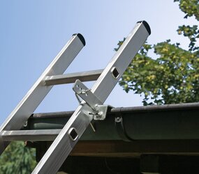 Gutter bracket for all ladder rails | © MUNK GmbH
