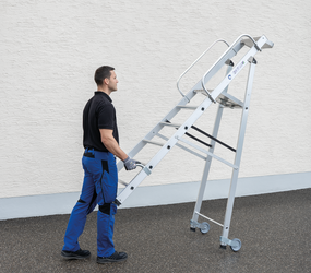 Platf. ladd. w.cast. & hand.,6 st w. Storage tray | © MUNK GmbH