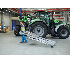 Plattformleiter FlexxStep Transport Anwendung | © MUNK GmbH