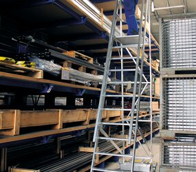 Pf. ladder, folding, w. narr.underc., 12 steps Application | © MUNK GmbH