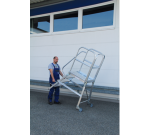 Podesttr. eins. Rollen & Griffen Alu ger., 4 St. | © MUNK GmbH