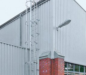 Vertical ladder on site equipment | © MUNK GmbH