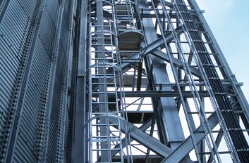 Multi-flight vertical ladder, content image | © MUNK GmbH