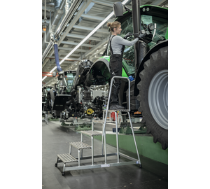 Arbeitspodest starr mit Handlauf 5 Stu Anwendung | © MUNK GmbH