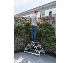 Arbeitspodest beids. begehb. mit Rollen 3 Stu Anw | © MUNK GmbH