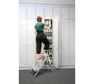 Klapptreppe 3 Stufen Anwendung | © MUNK GmbH