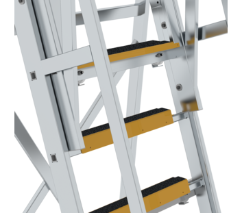 Tanker ladder step padding R 13 | © MUNK GmbH