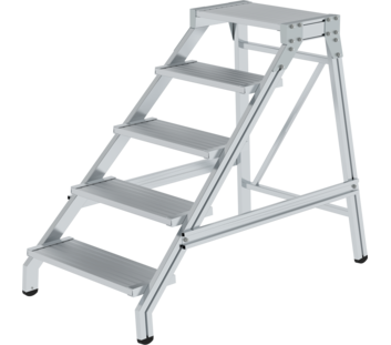 Work stand, 5 steps | © MUNK GmbH